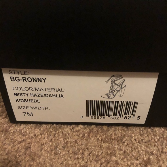 BCBG Ronny Dress Heels Sandal - Picture 4 of 5